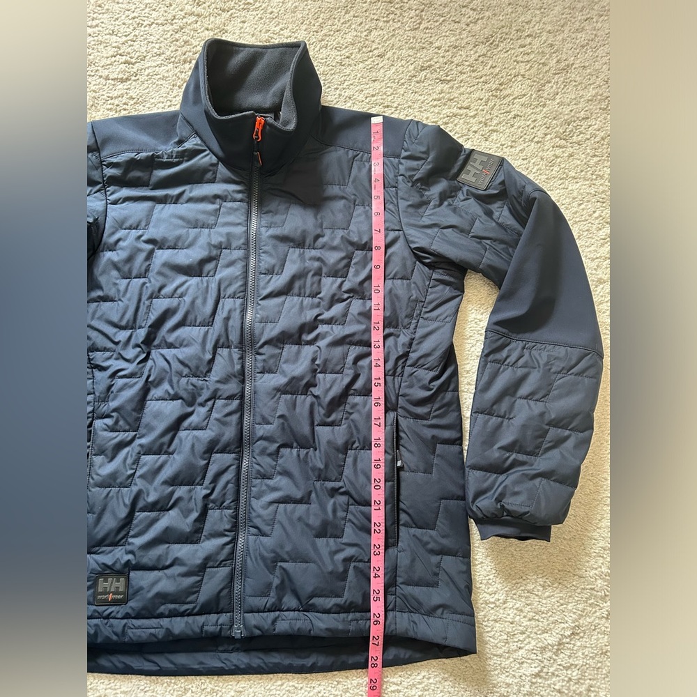 HELLY HANSEN - elegant yet casual, a great look for any occasion - Picture 4 of 12